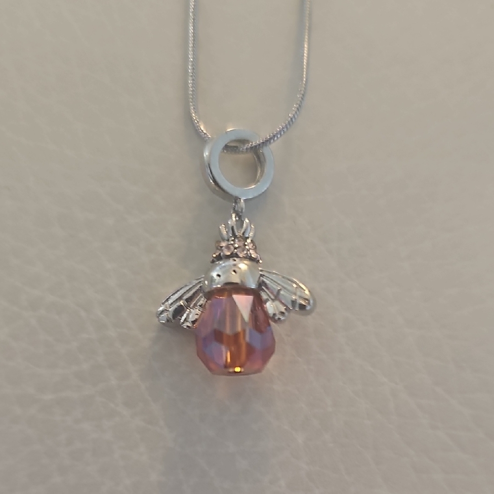 Elegant Silver and HoneyBee Crystal Pendant Necklace